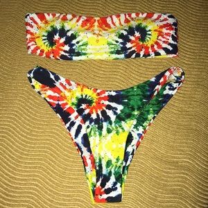Super cute Tie-Dye Bandeau Bikini!!